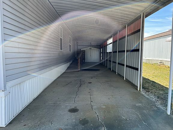 5th image of 137 Harold Dr