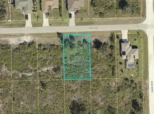2705 63rd St W, Lehigh Acres, FL 33971