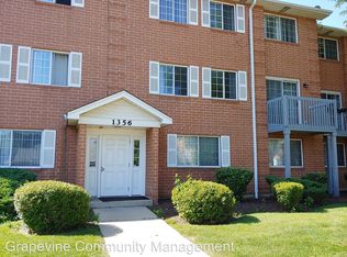 1356 S Lorraine Rd APT B, Wheaton, IL 60189