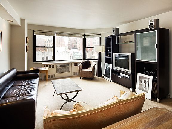 5th image of 140 E 83rd St APT 8B