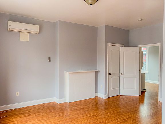 3rd image of 205 E Preston St Unit 3