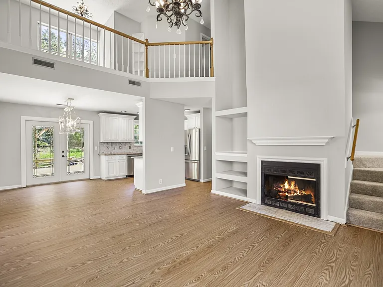 3127 Creekview Ln — Photo 17