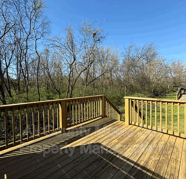 3120 Creekwood Dr — Photo 7