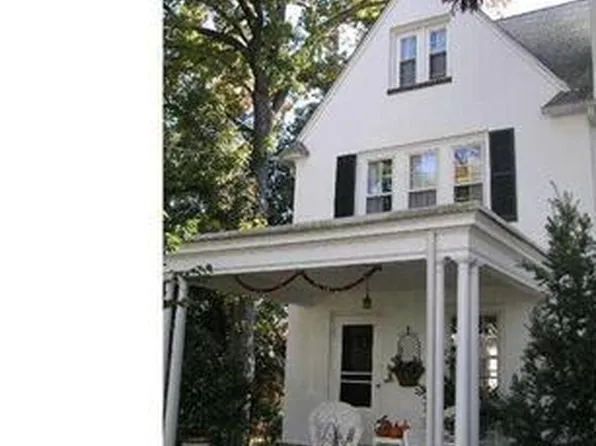 27 Tenmore Rd, Haverford, PA 19041