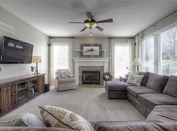 4th image of 14118 Cody St
