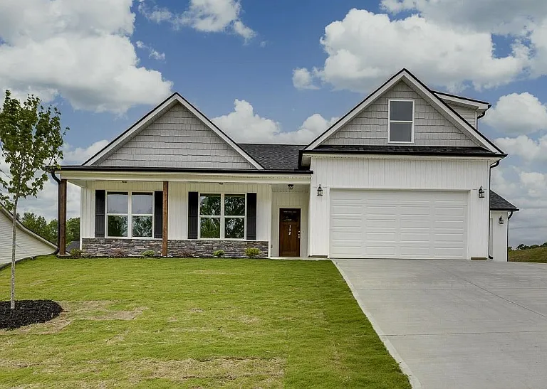 112 Walters Way — Photo 2