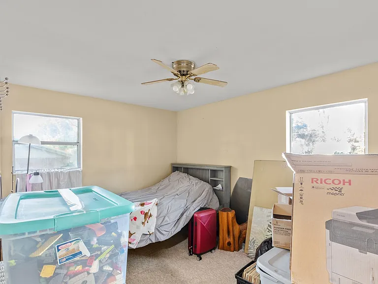 641 SW Orange Ave — Photo 9