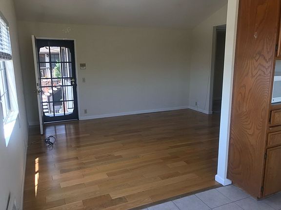 3rd image of 3703 31st St APT 7