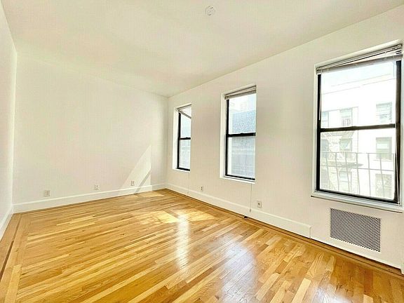 5th image of 234 E 58th St #17A