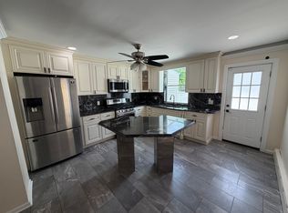 321 Grant Ave #321, Bristol, PA 19007