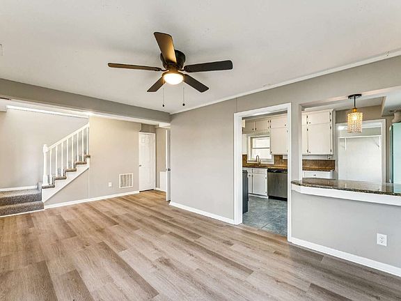 4th image of 3748 N Prospect St