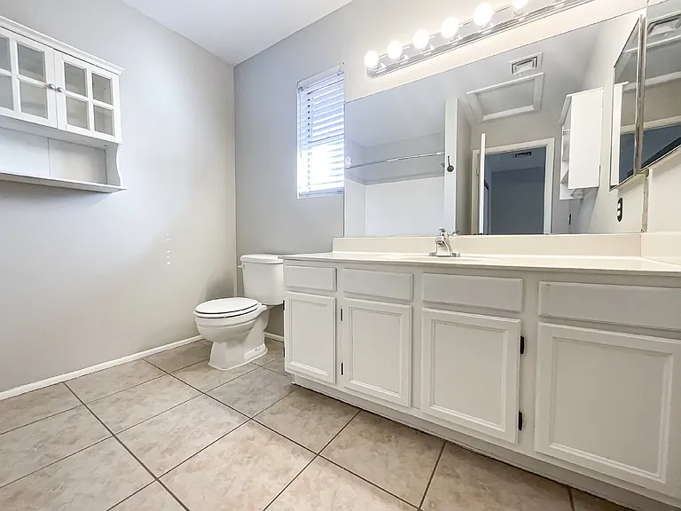 2455 E Broadway Rd #79 — Photo 22