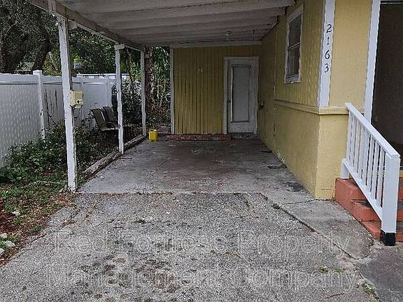 2nd image of 2163 Stella St