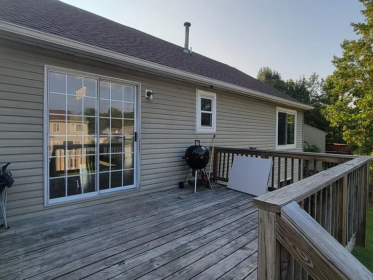 10003 Erlwood Ct — Photo 10