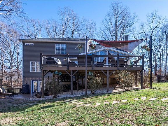 3rd image of 2221 Standing Oak Ln
