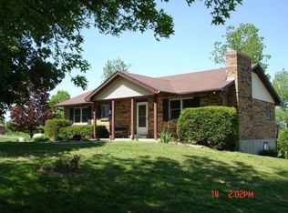 679 Branch Rd, Holts Summit, MO 65043