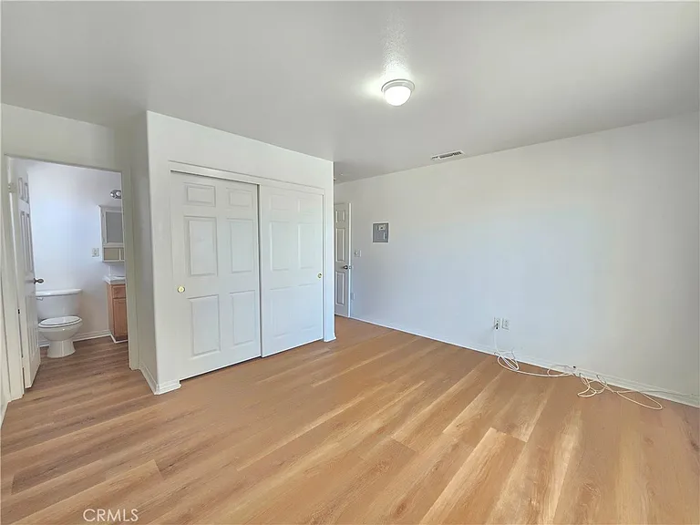 9300 Holly Ave #3 — Photo 12