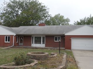 1300 S Elm St, Jefferson, IA 50129