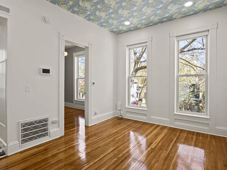 853 Meigs St #B — Photo 2