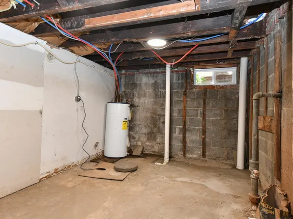 6204 Bergenline Avenue image 16 of 33