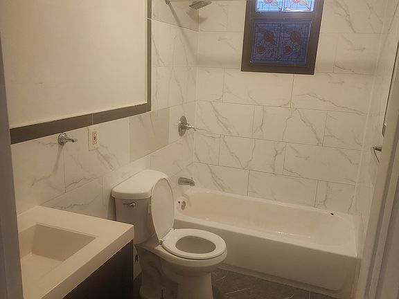 5th image of 25 Garfield St #2S