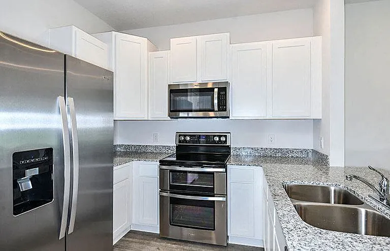 Walton's Landing Townhomes — Photo 7