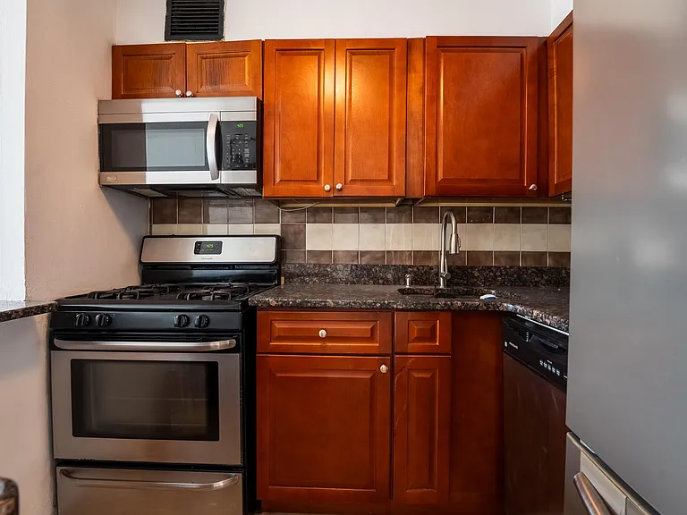 7100 Boulevard East #9K — Photo 11