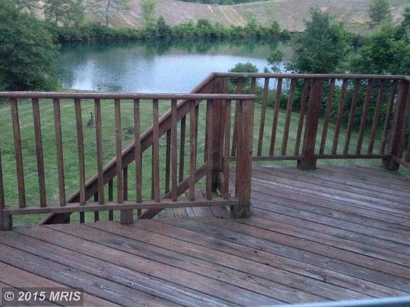 3rd image of 10306 Hillside Ln