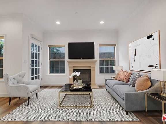 4th image of 423 Arnaz Dr APT 102