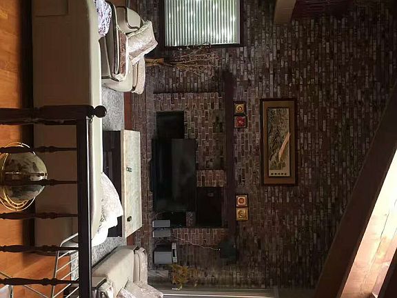 4th image of 723 Casa Loma Ln