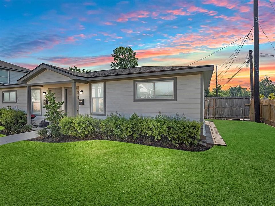 1st image of 2202 Solo St #2202