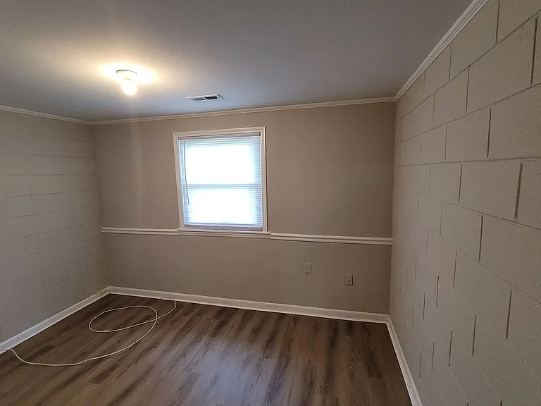 6228 Watkins Rd — Photo 11