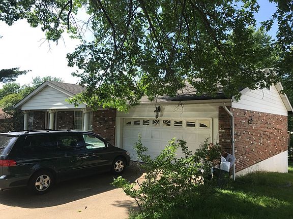 3rd image of 2669 Victron Dr