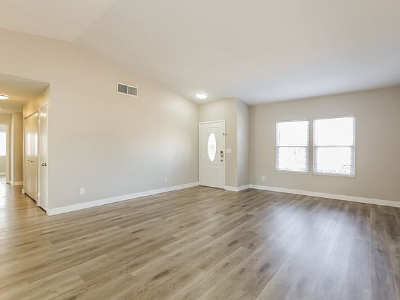 3rd image of 4288 Apex Dr