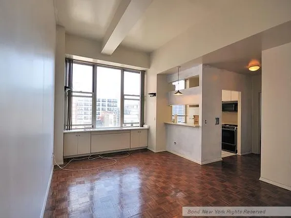 80 Elizabeth Street image 1 of 6