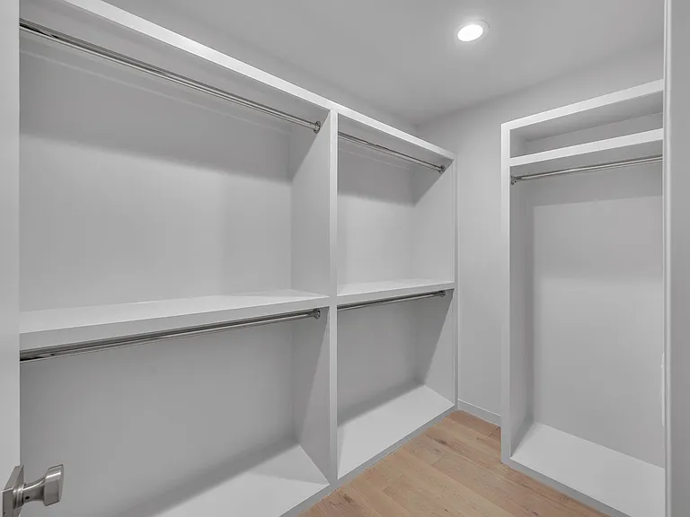 4601 Dustin Ln — Photo 32