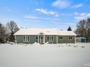 42W622 Meadowsweet Dr, Elburn, IL 60119