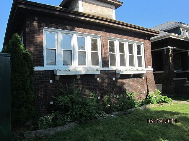 2nd image of 6013 S Washtenaw Ave