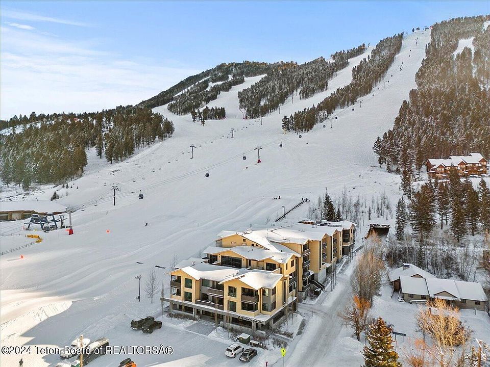 680 S Cache St Jackson WY Zillow