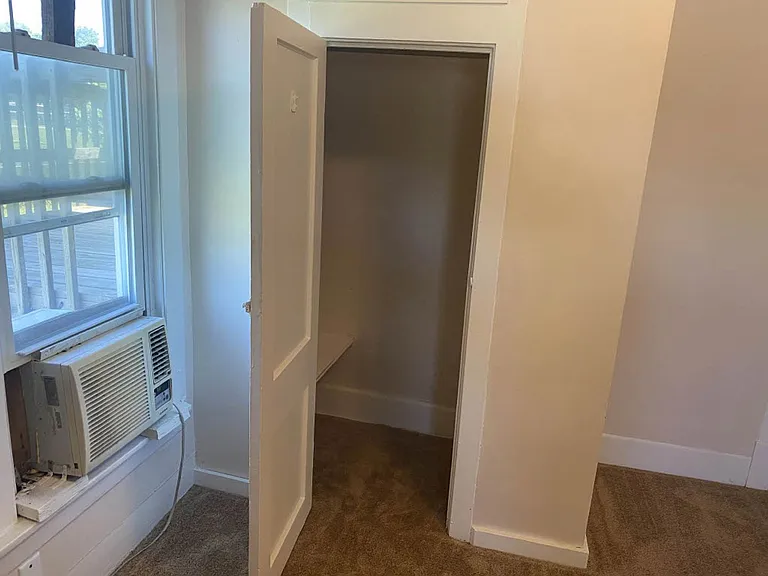 1412 N Champaign St — Photo 36
