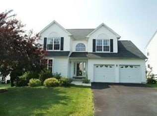 65 Overlook Cir, Garnet Valley, PA 19060