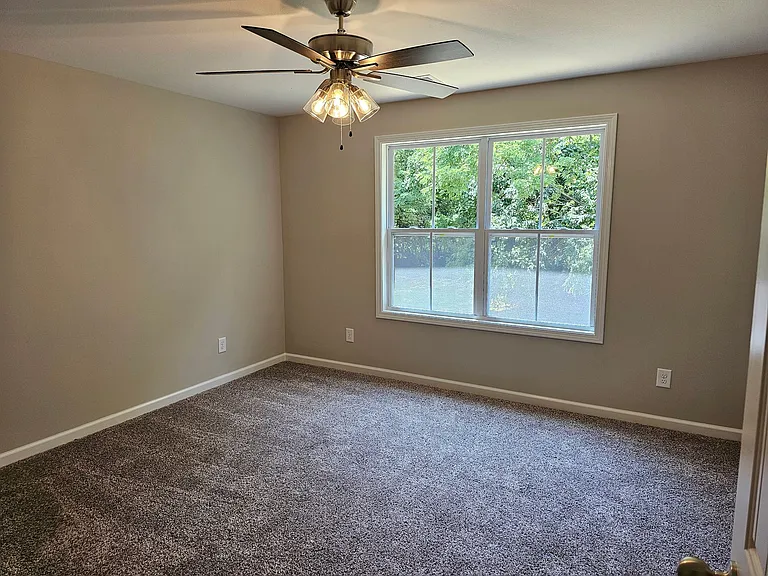 134 Walnut St #A — Photo 10
