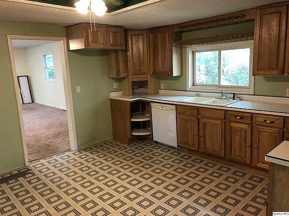 2nd image of 761 E County Road 2130