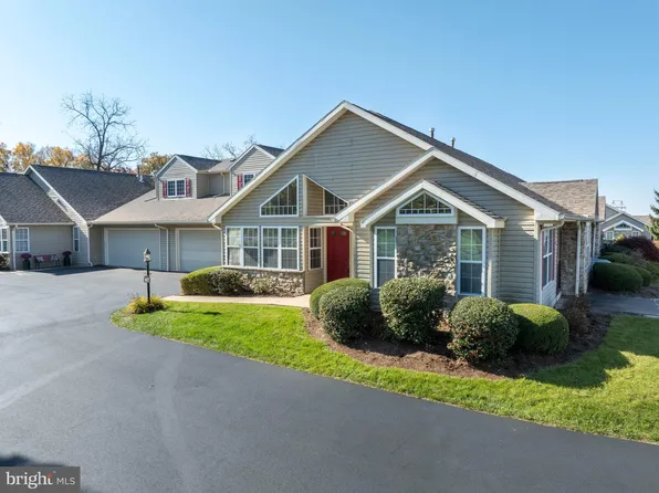 117 Wellington Dr, State College, PA 16801