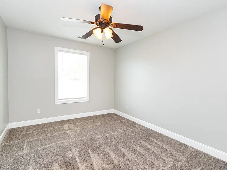 8492 Standifer Gap Rd — Photo 17
