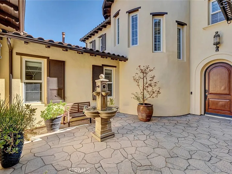 510 E Viewcrest Dr — Photo 7