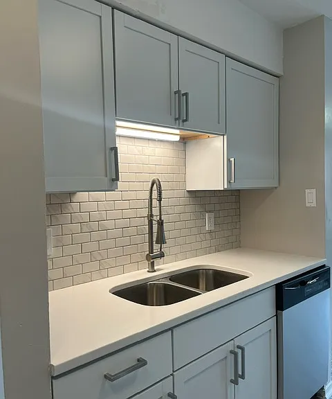 Green Valley Apartments — Photo 21
