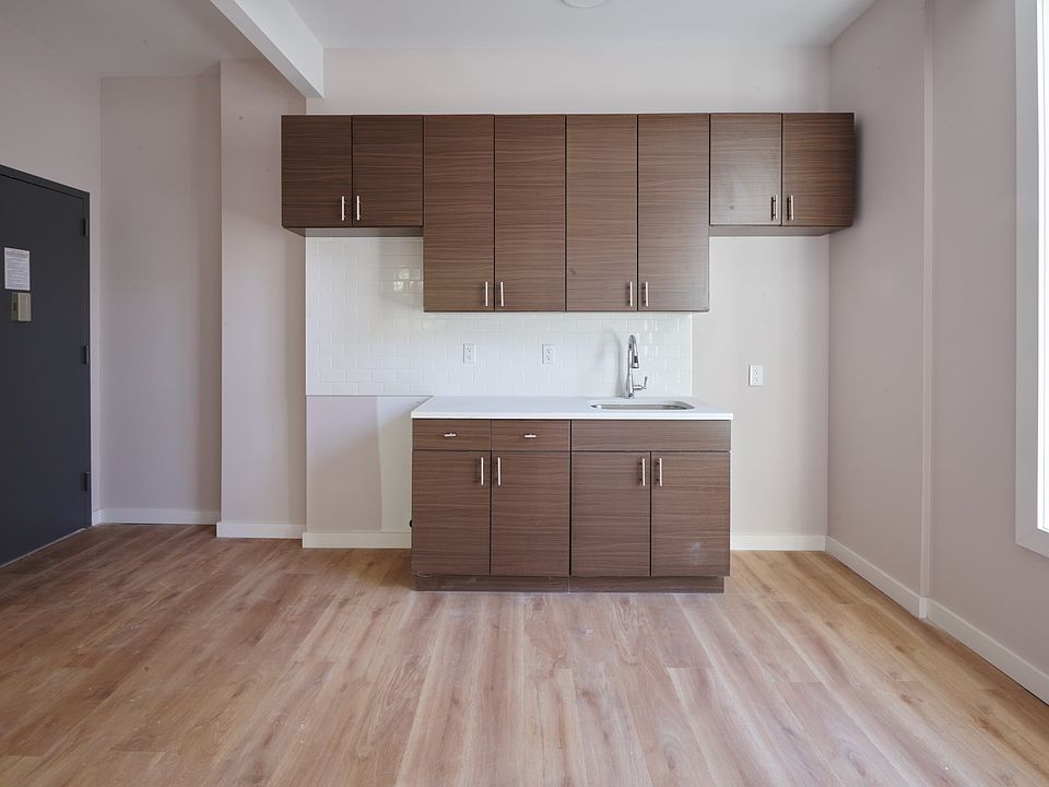 1st image of 3612 Bronx Blvd #2C