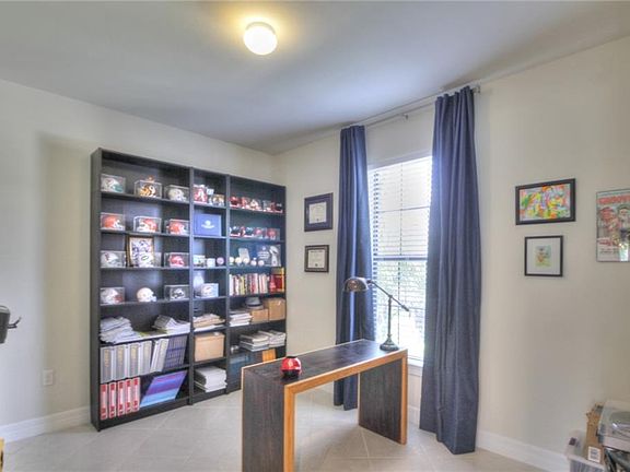 3rd image of 1859 Bottlebrush Way