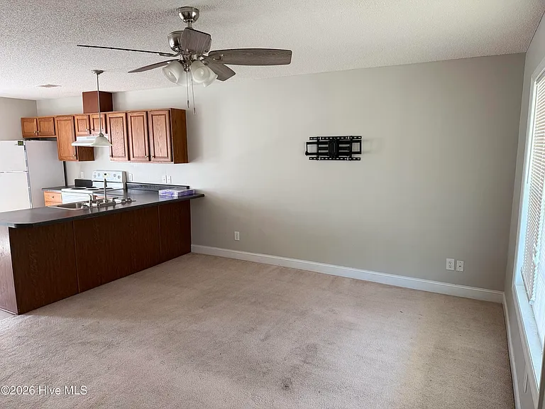 333 Olive Branch Blvd — Photo 3